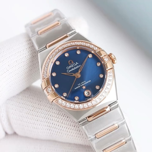 The Fifth Generation Omega Constellation (29mm) – A Masterpiece! Authentic disassembly, fully synchronized with official specifications! More meticulous aesthetic design and user-friendly details! Features the 8700 Co-Axial movement (exceptionally stable) with enhanced precision and shock resistance. The innovative adjustable clasp extends the bracelet by an additional 2mm, effortlessly adapting to your wearing needs.Double sapphire crystal. Authentic molded case and bracelet crafted from CNC-machined 316L stainless steel, with production costs far exceeding other market versions! Slender lugs exhibit a polished metallic luster that contrasts sharply with the case's refined brushed metal texture, accentuating the watch's premium feel!